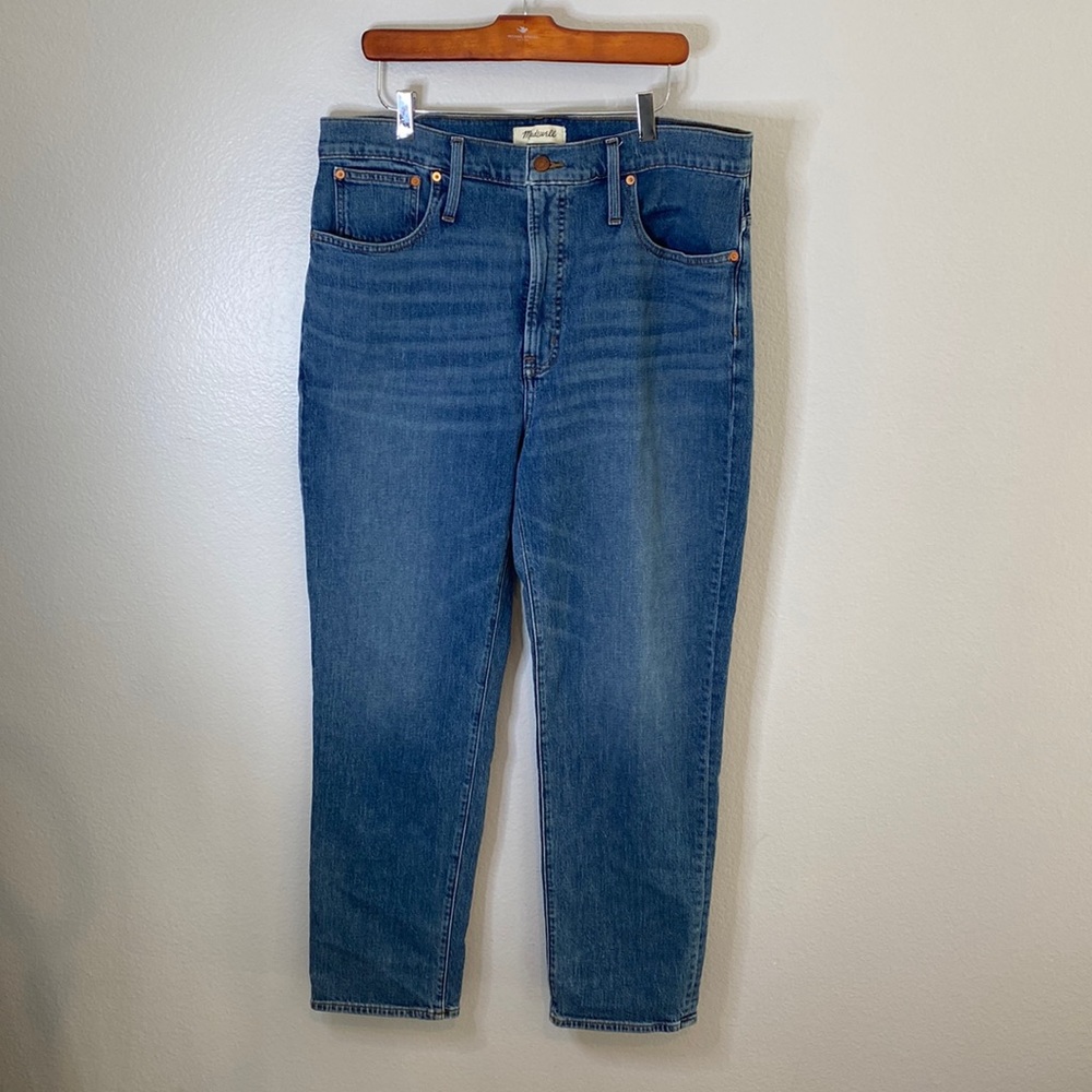 Madewell The Perfect Vintage Jean medium wash no distressing size 33